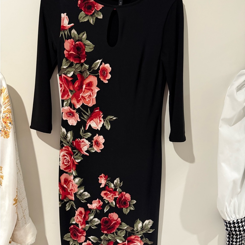 Whitehouse Black Market floral Black Dress